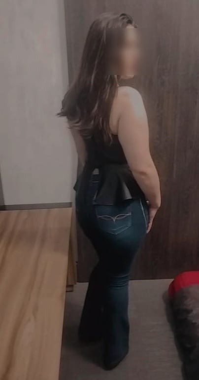 Isis Massoterapeuta Massagem sensual