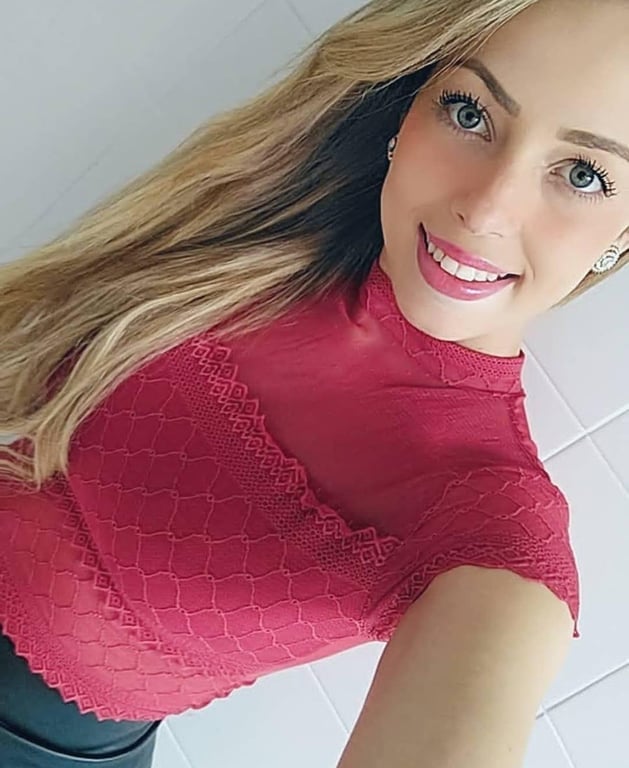 Beatriz Massagem tântrica