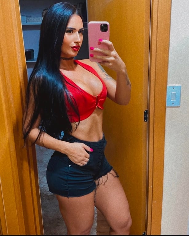 Ananya - Terapeuta Corporal Massagista em