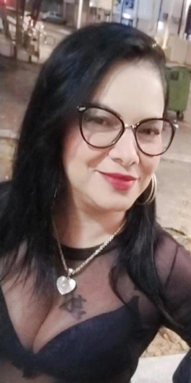 Sara massagem ,atenciosa carinhosa 