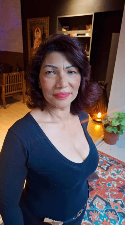 Bruna Braga terapeuta muscular Massagem sensual em