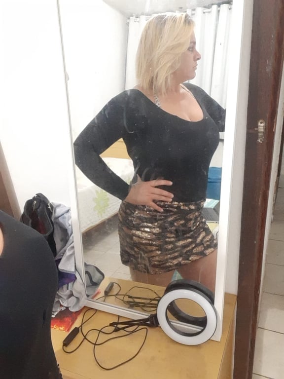 LEILA DUTRA Massagem Relaxante Depilação corpo Massagem tântrica em