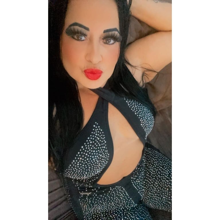 Camily – Especialista em Massagem Relaxante, Nuru Massagem