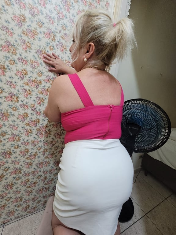 Olá Sou Yohana massagens relaxantes e sensuais 