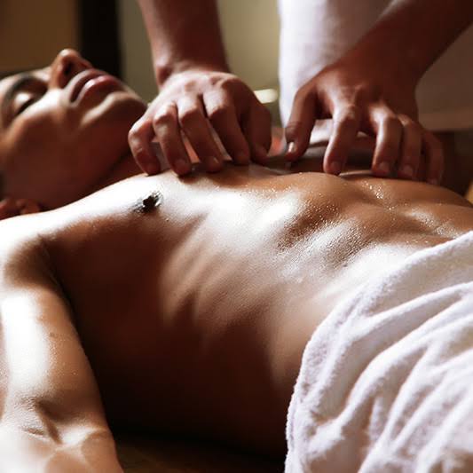 Massagem Cachoeiro - Carla Soares