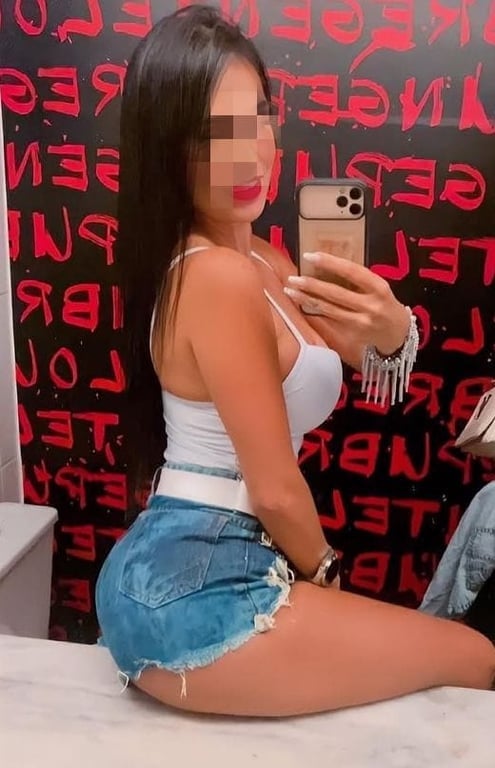 Olá sou a Priscila, Venha conhecer a melhor massagista da região. Massagem