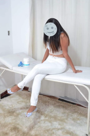 Larissa Massoterapeuta - Depilação Massagem em