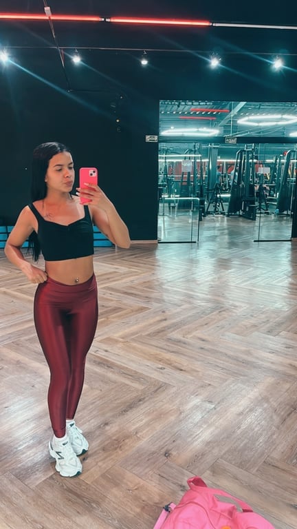 GIOVANNA MASSAGEM SENSUAL -Massagem sensual Massagem tântrica