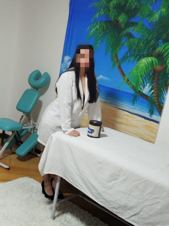 Jô Massagens - OFERECE UMA BELA MASSAGEM RELAXANTE E ANTI-ESTRESSE Massagem tântrica em