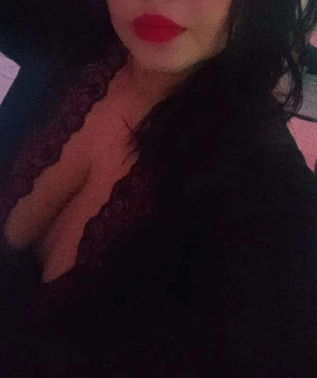 Deu louca na Naty promo Nuru e 4 mão venha conhecer Massagem nuru