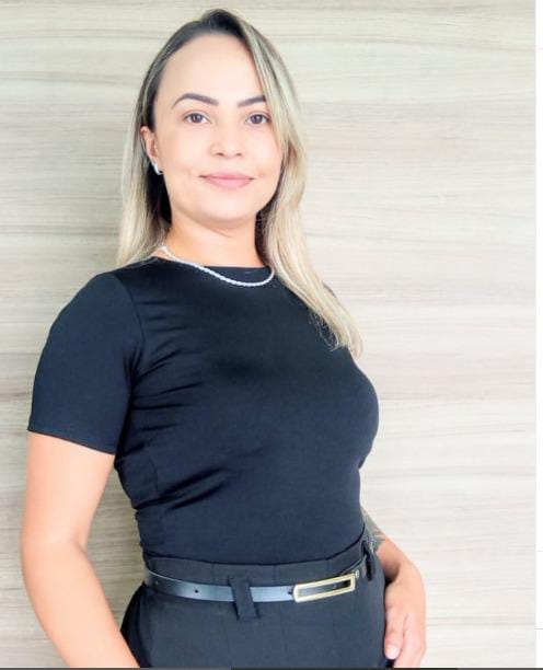 Daniela - especializações em massagem tântrica e relaxante