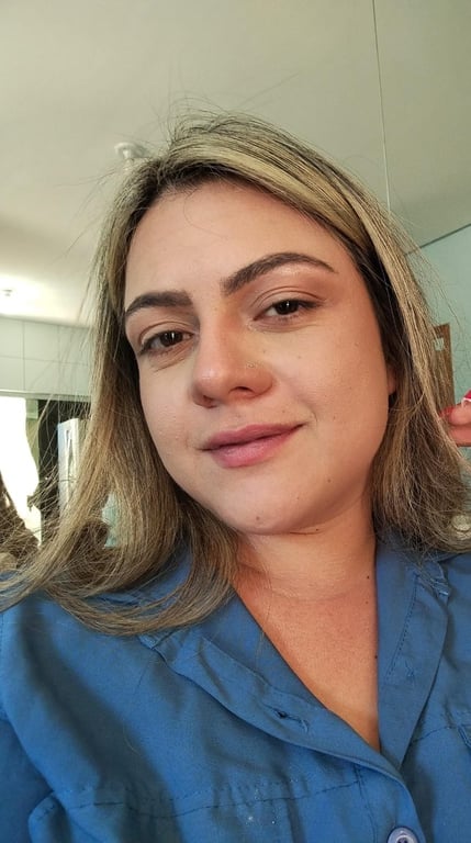 Fernanda - Massoterapeuta Massagem nuru em