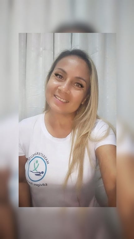 Massoterapeuta - Nuru, tântrica e relaxante Massagem nuru em