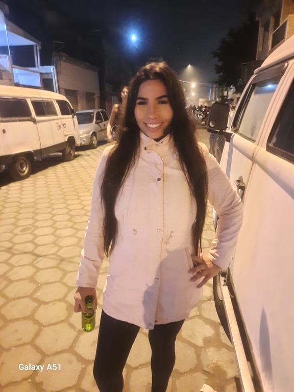 Laryssa massagem envolvente Massagem em
