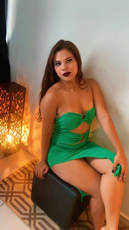Karina Trans massagista - Relaxamento e prazer. Massagista em