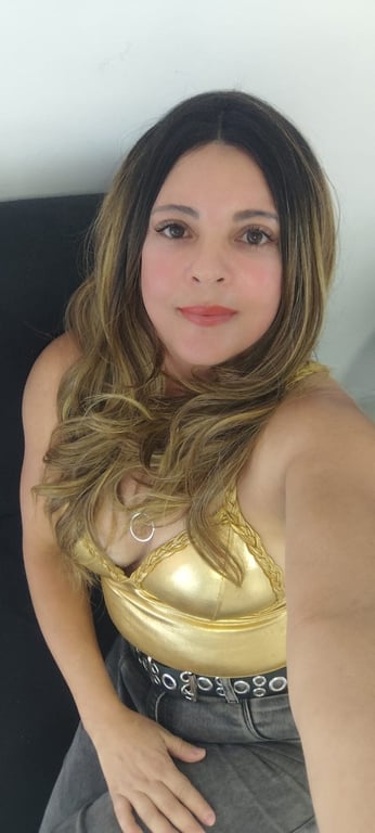 Ana - Terapeuta Trabalho com massagens Massagem em