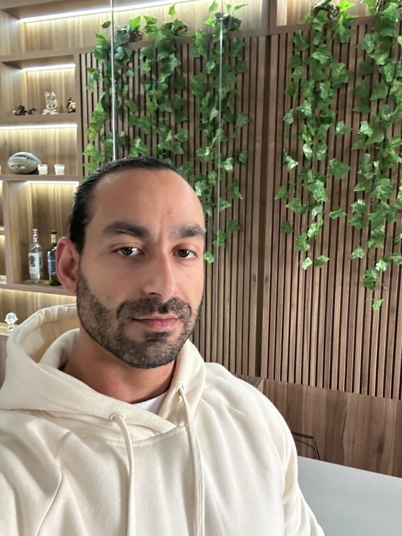 Diego - Massagem Relaxante, Quick Massage e Reflexologia Podal Massagem nuru