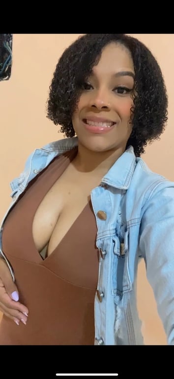 Larissa Da Cruz Massagem