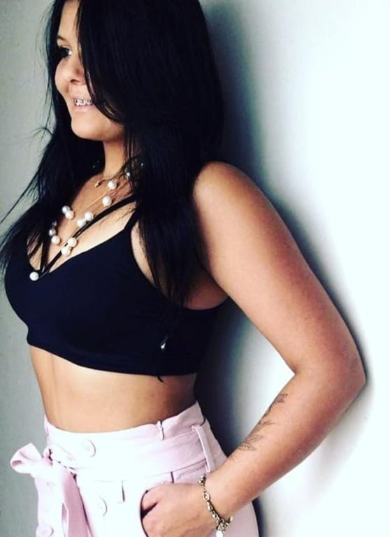 Venha se deliciar com as minhas mãos em uma massagem Massagem nuru em
