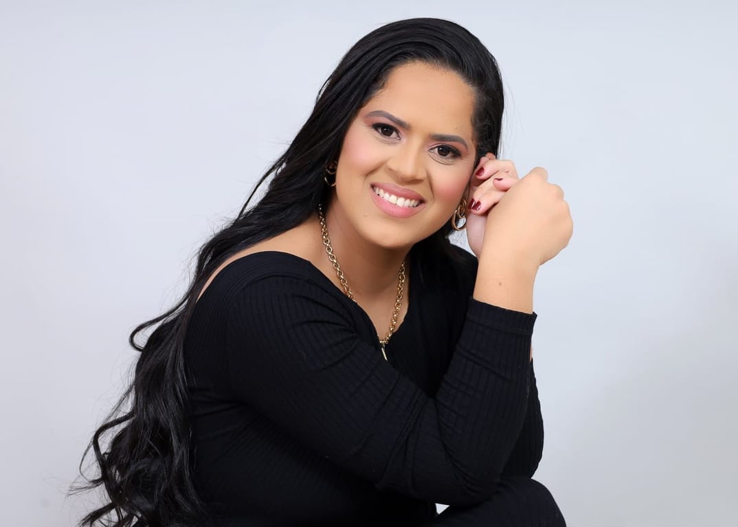 Jade Massoterapeuta - Massagem Nuru e Tântrica Massagem sensual