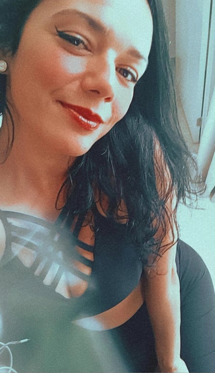Larissa massoterapeuta para clientes exigentes Massagem sensual em