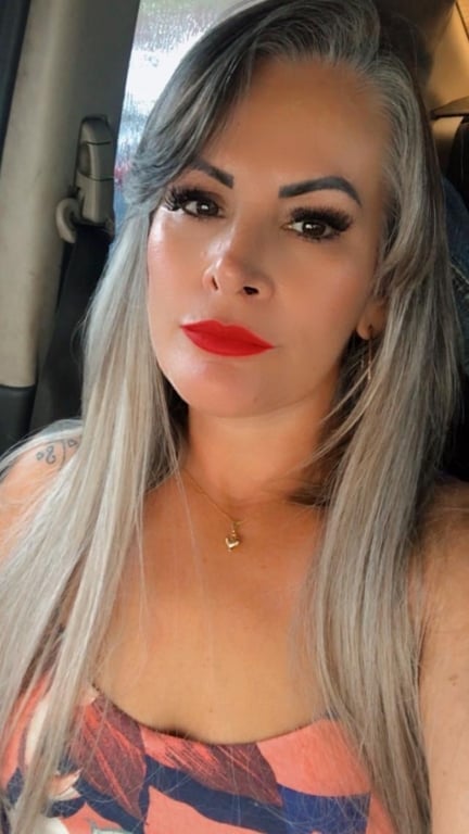 Massagístas qualificadas que amam o que fazem Massagem nuru em