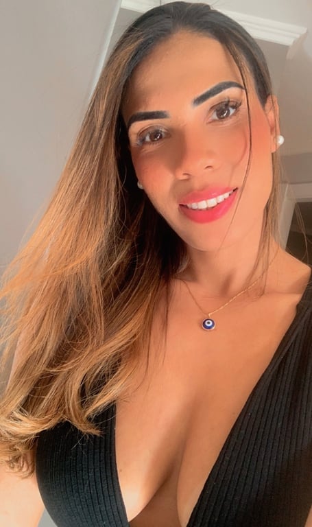Júlia Massoterapeuta Relaxante, Sensual e Tântrica