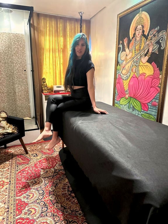 Leila-Massoterapeuta Massagem