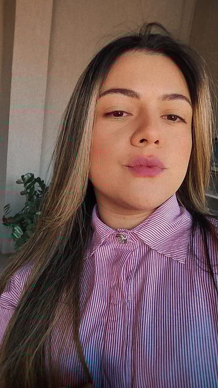 Fernanda - Massoterapeuta Massagem nuru em