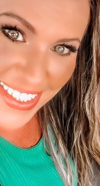 Meera , Sexóloga e Terapeuta Tântrica Massagem em