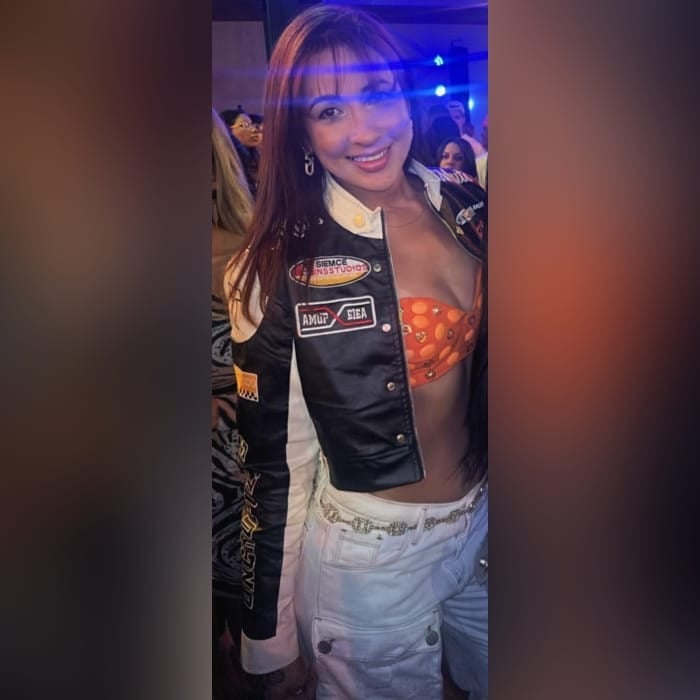 NAYRA VALENCIA, Massagem relaxante, Nuru e Lingam Massagista em