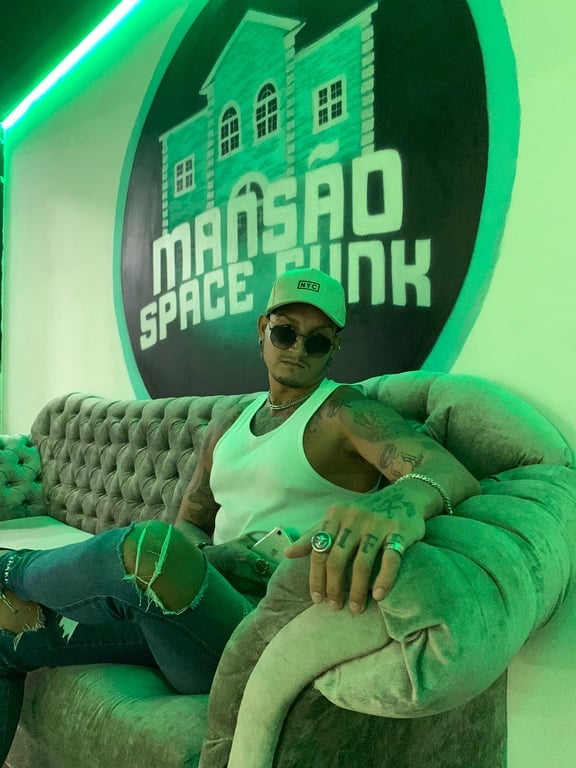 Leandro Mattos - bem estar e sensações que te levam ao ápice do prazer Massagem