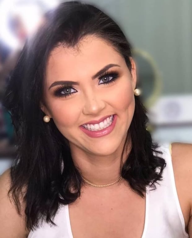 Wandressa terapeuta tântrica Ativação da energia sexual e vivência m Massagista em