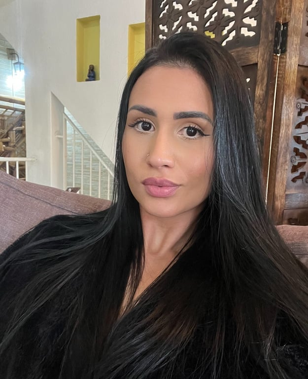 Ananya - Terapeuta Corporal Massagista em