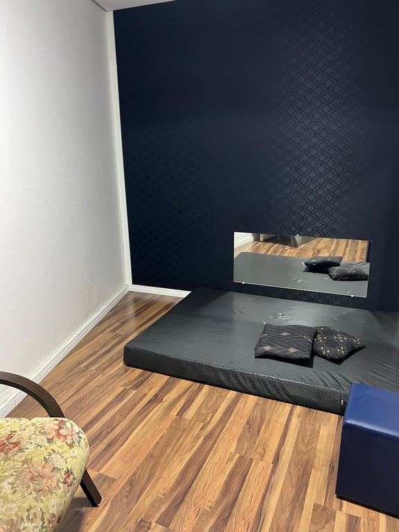 DEEP THERAPY Salas disponíveis para massoterapeutas! Massagem tântrica em