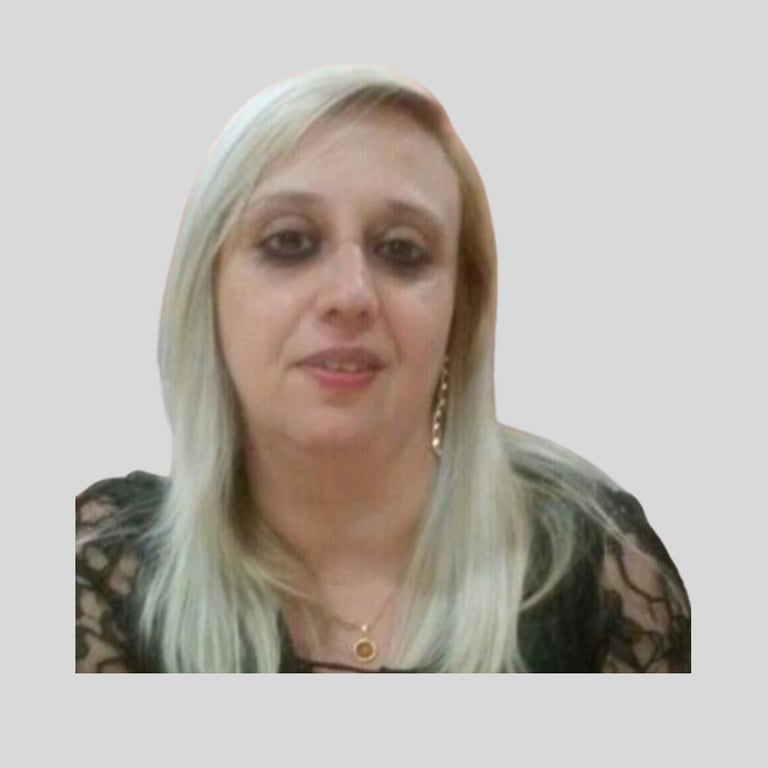 Claudia massagens a Rainha do tantra