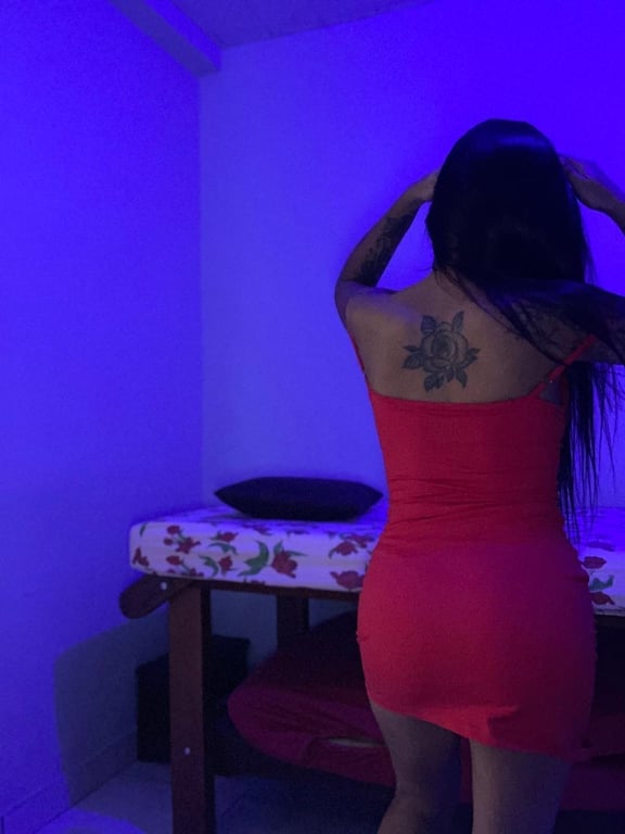 Gaby massagista sensual Massagem