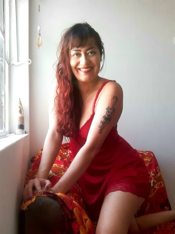 Sarah Callin - Discrição e bom gosto! Massagista em