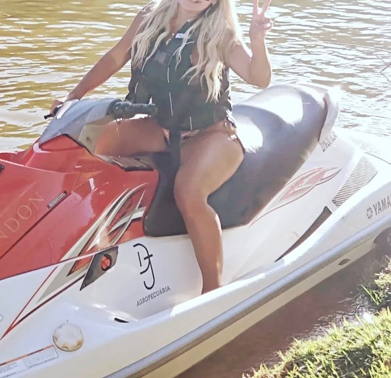 Gabriela mãos de fada Massagem
