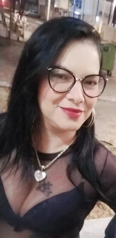 Sara massagem ,atenciosa carinhosa 