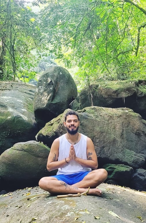 Felipe - Terapeuta Tântrico e Energético Massagem nuru em