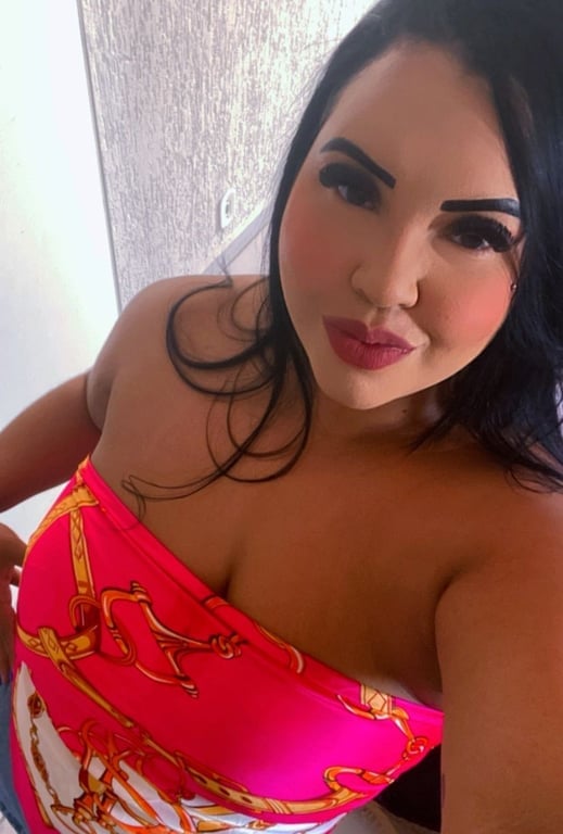Jè - Morena Plus Size Massagem Massagem