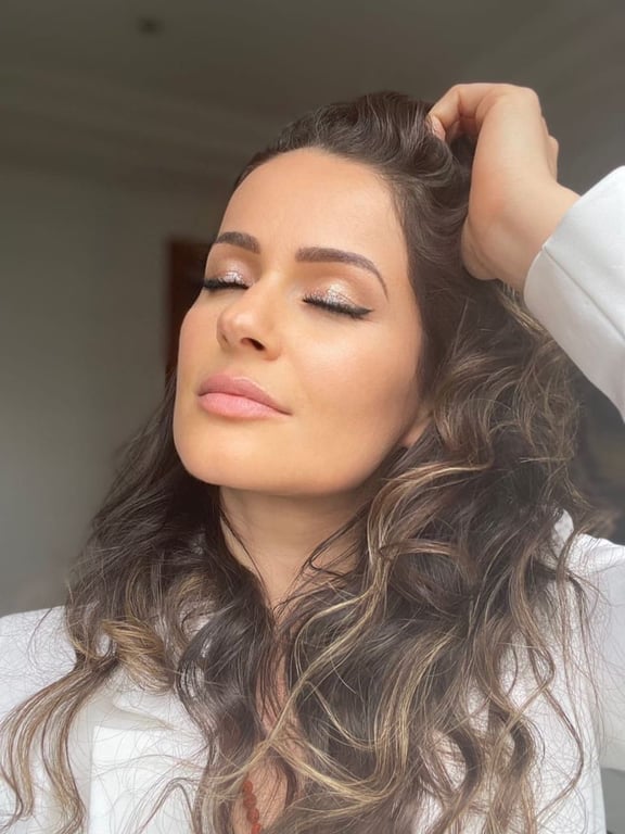 Tay Matiucci Massoterapeuta Massagem