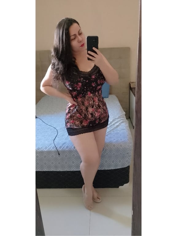 Larissa Mel massagem 