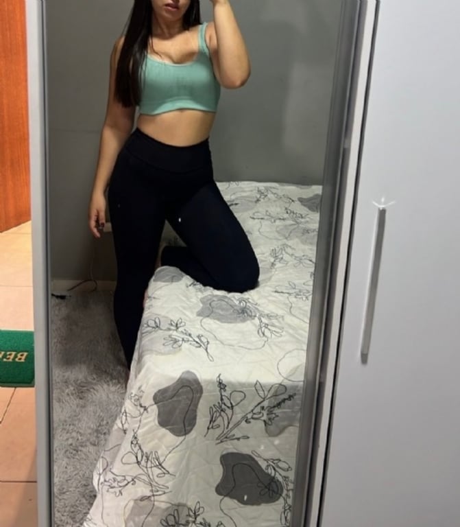 Julia Massagem