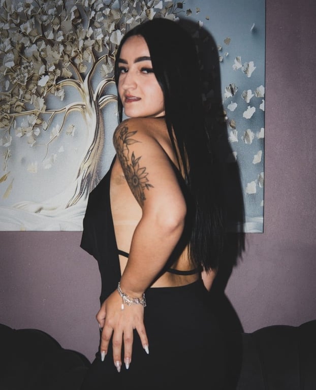 Jade - Sou aquela que quer deixar o seu dia mais leve e muito relaxado