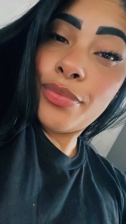 Manu Massagem nuru