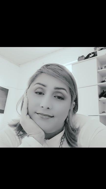 Mia Sanches - massagem sensual e tailandesa Massagem tântrica