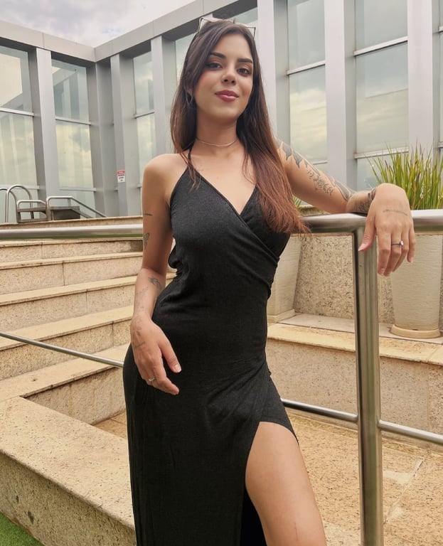 Terapeuta Clara Massagem tântrica em