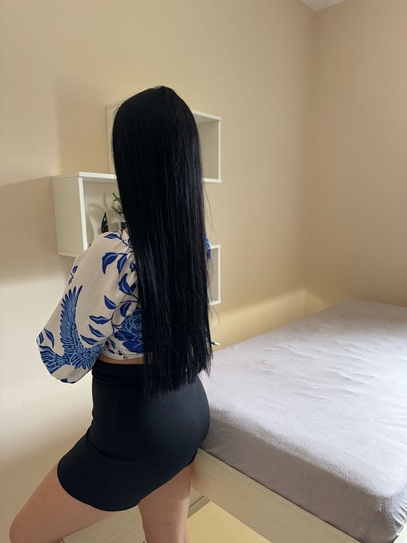 Bruninha - Massoterapeuta de alto nível completa Massagem
